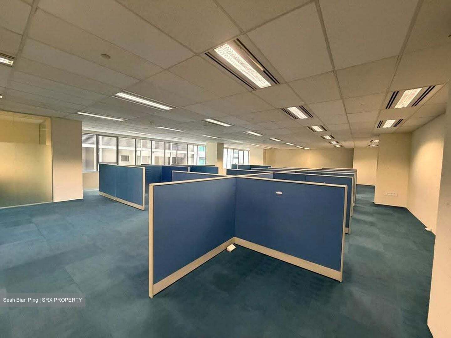 MYP Plaza (D1), Office #638988471